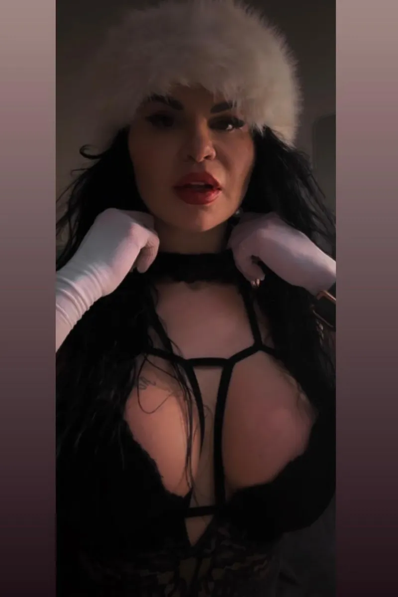 Escort woman rida dubai UAE intimate